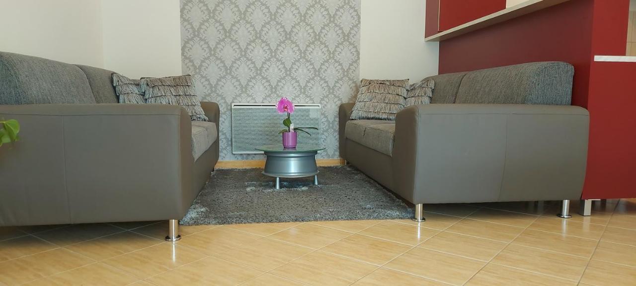 Amulett Suite Apartment Hajdúszoboszló Esterno foto