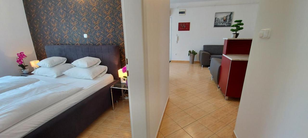 Amulett Suite Apartment Hajdúszoboszló Esterno foto